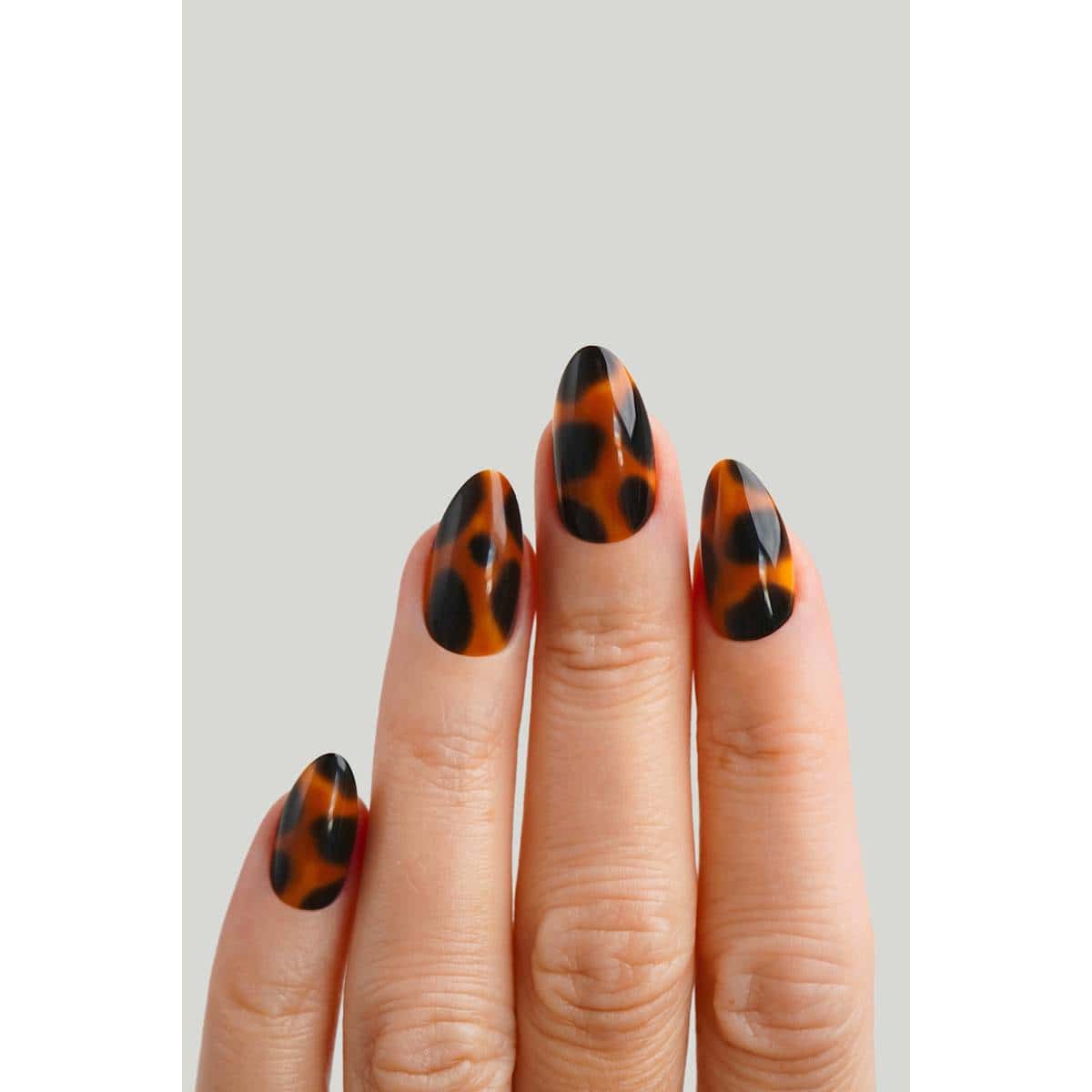 Doonails faux ongles, Soft Gel Press Ons Wild Heart Short Almond, 30 pièces (Doonails Künstliche Nägel, Soft Gel Press Ons Wild Heart Short Almond, 30 St) — produit allemand authentique au Maroc
