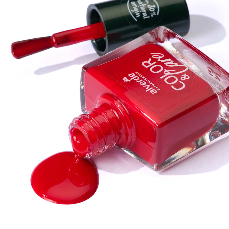 alverde NATURKOSMETIK vernis à ongles Color & Care 40 Classic Red 10 ml