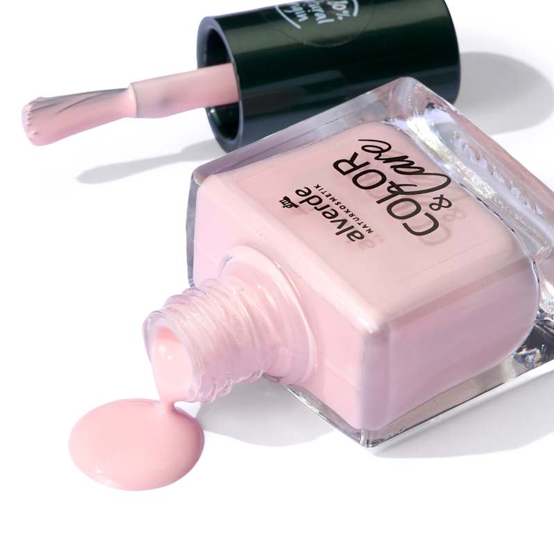 alverde NATURKOSMETIK Vernis à ongles Color & Care 90 Milky Rose 10 ml