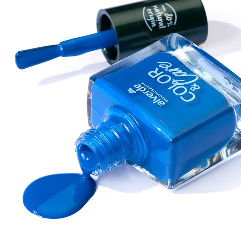 alverde NATURKOSMETIK Vernis à ongles Color & Care 260 Ocean Blue, 10 ml